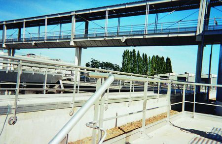 Rocca-Garde-corps-industriel-specialise-2